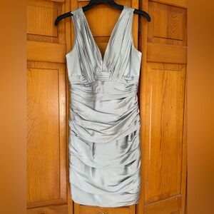 Carmen Marc Valvo Silver Strapless V-Neck Ruched Cocktail Dress